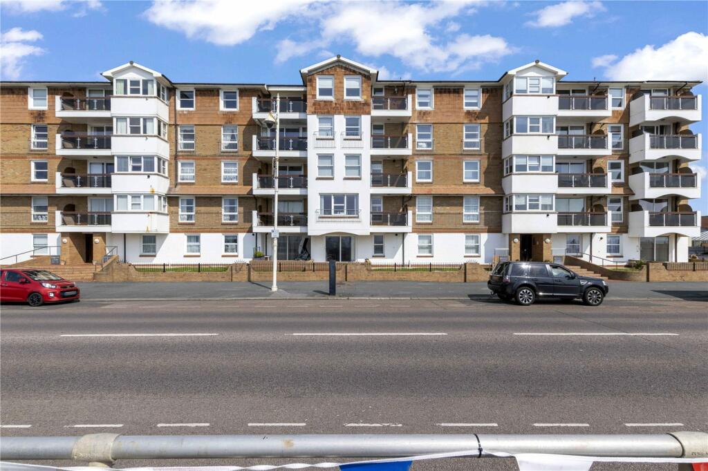 2 bedroom apartment for sale in The Esplanade, Bognor Regis, West