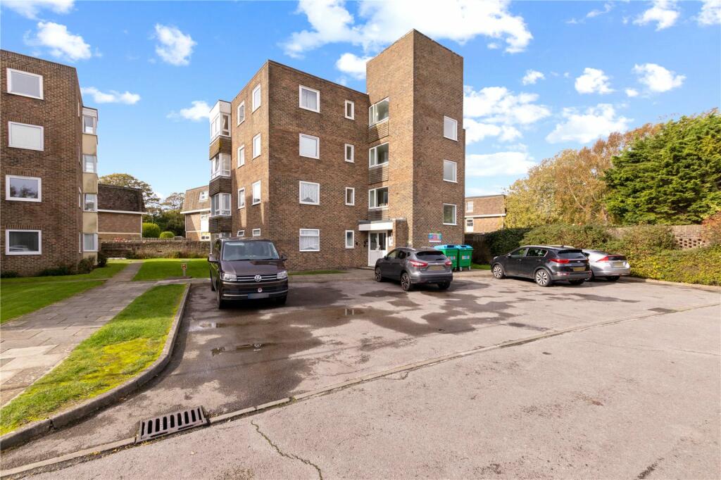 Main image of property: High Street, Bognor Regis, West Sussex, PO21