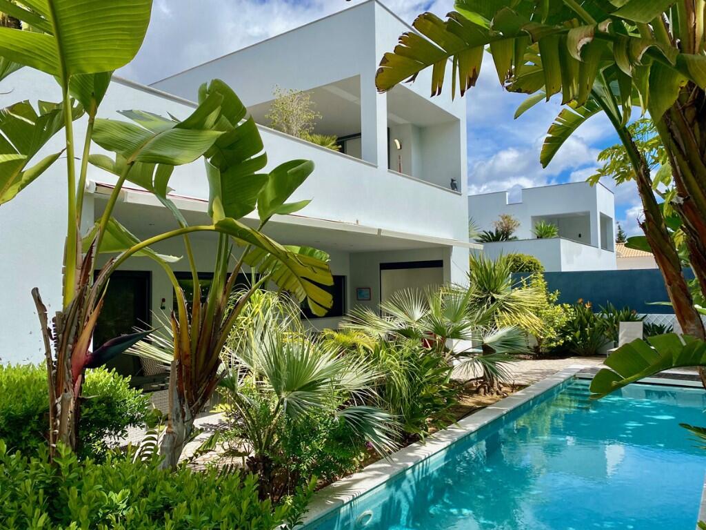 Main image of property: Alvor, Algarve
