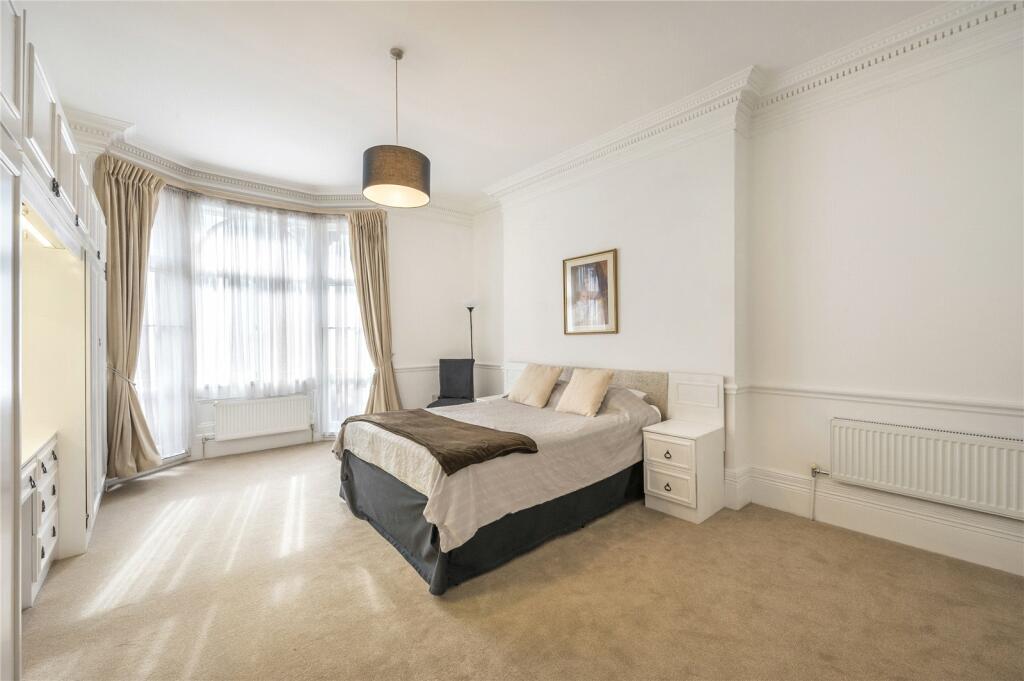 3 bedroom flat for rent in Wigmore Mansions, Wigmore Street, W1U