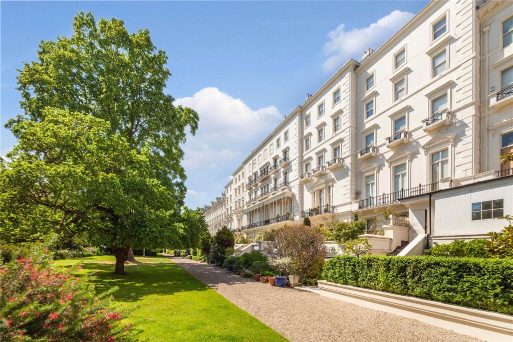 Main image of property: Hyde Park Gardens, 
Hyde Park, W2