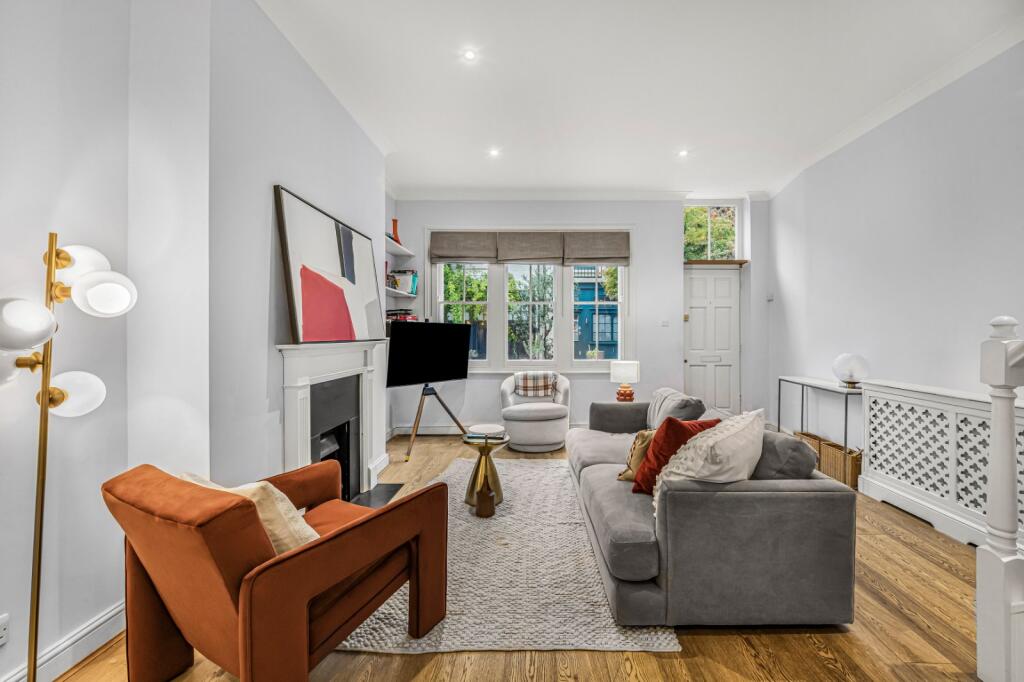 Main image of property: Bathurst Mews, 
Hyde Park, W2