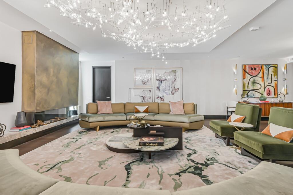 Main image of property: Marylebone Lane,
South Marylebone, W1U