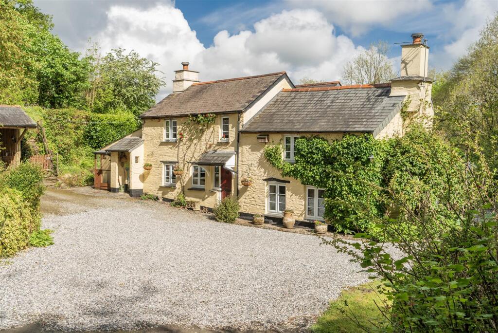 Main image of property: Golberdon, Callington