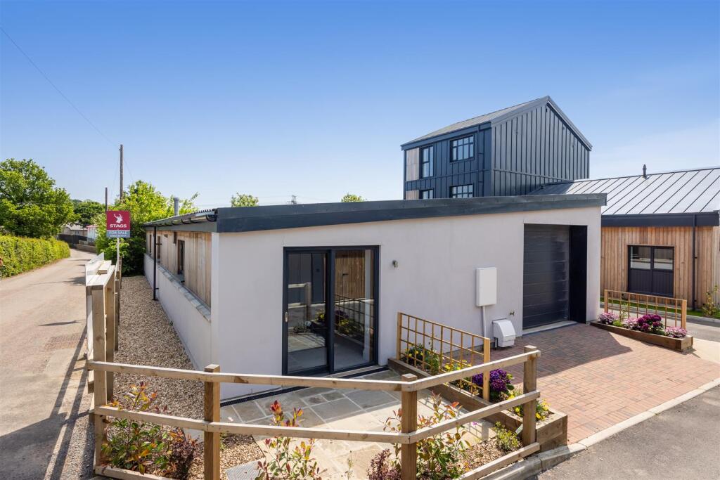 Main image of property: 9 Apple Orchard, Staverton, Totnes