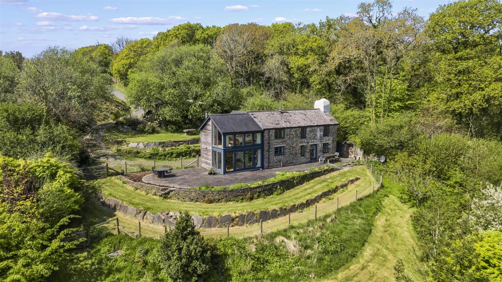 Main image of property: Diptford, Totnes