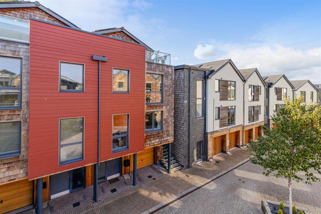 Main image of property: Baltic Way, Totnes