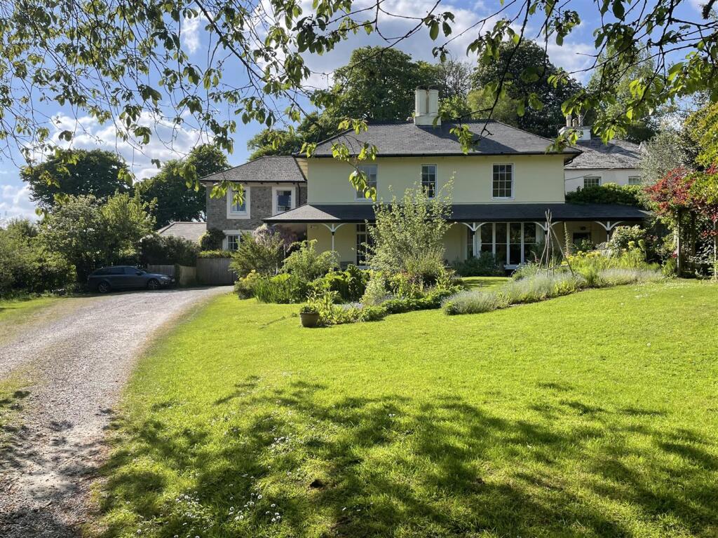 Main image of property: Ashburton, Newton Abbot