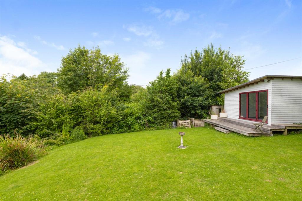 3 bedroom detached house for sale in Rattery, South Brent, TQ10