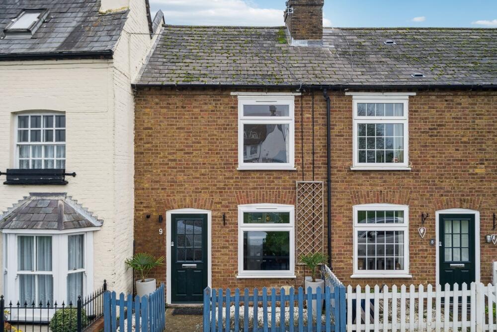 Main image of property: Gold Hill East, Chalfont St Peter, SL9