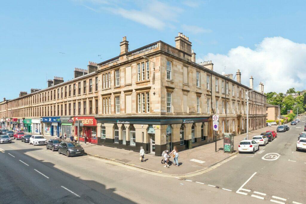 Main image of property: 2/2 1 Fortrose Street, Partick, G11 5NU