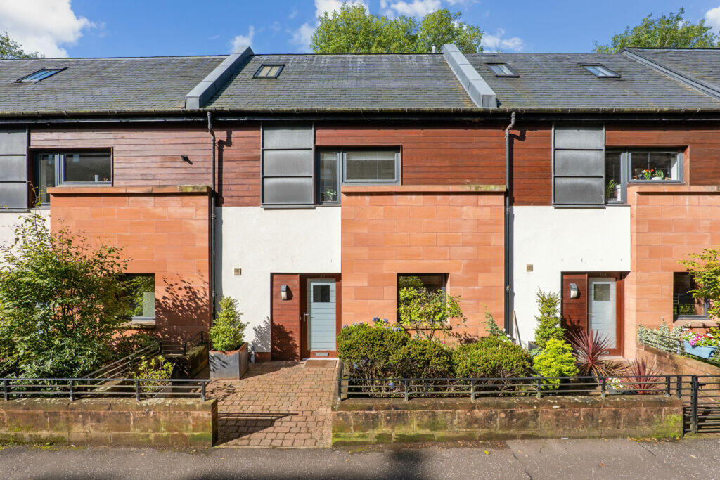 Main image of property: 133 Hayburn Lane, Hyndland, G12 9FD