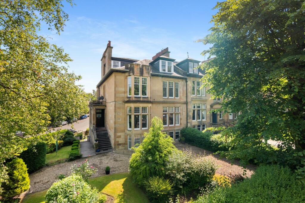 Main image of property: Flat 5 28 Cleveden Drive, Kelvinside, G12 0RX