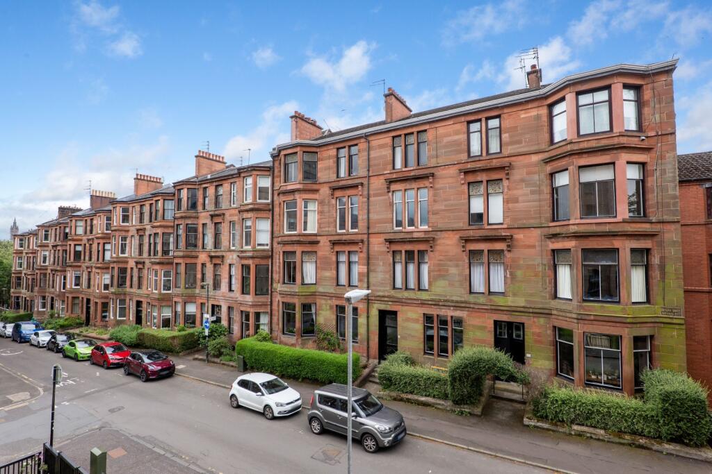 Main image of property: 0/1 21 Partickhill Road, Partickhill, G11 5BP