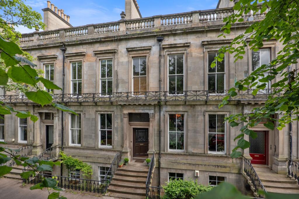 Main image of property: Flat 2 13 Ruskin Terrace, Botanics, G12 8DY