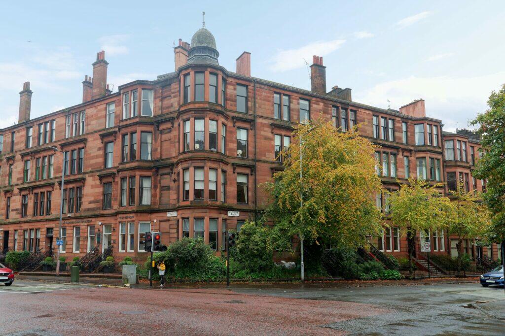 4 bedroom flat for sale in 2 2 3 Clarence Drive Hyndland G12 9QL