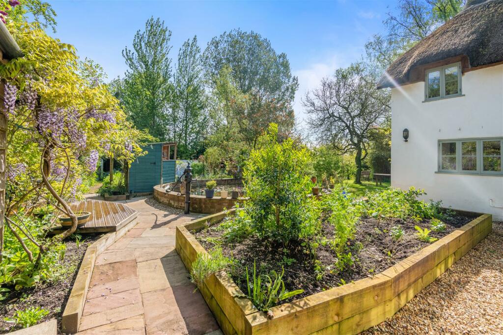 3 bedroom detached house for sale in South Chard, Chard, TA20