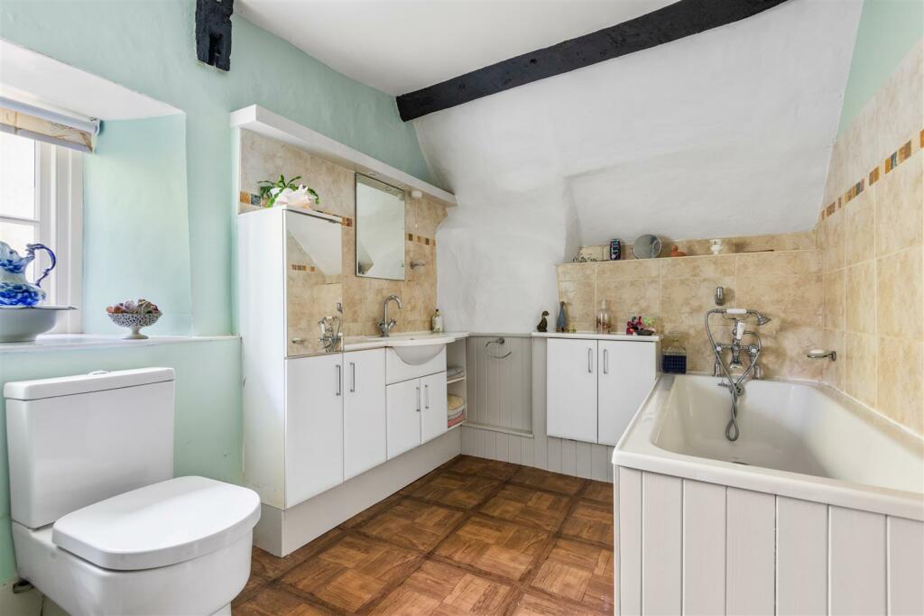 3 bedroom detached house for sale in South Chard, Chard, TA20