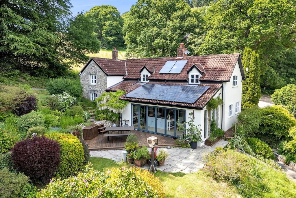 Main image of property: Southleigh, Colyton