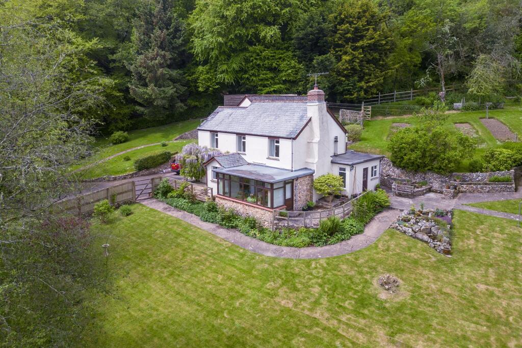 Main image of property: Southleigh