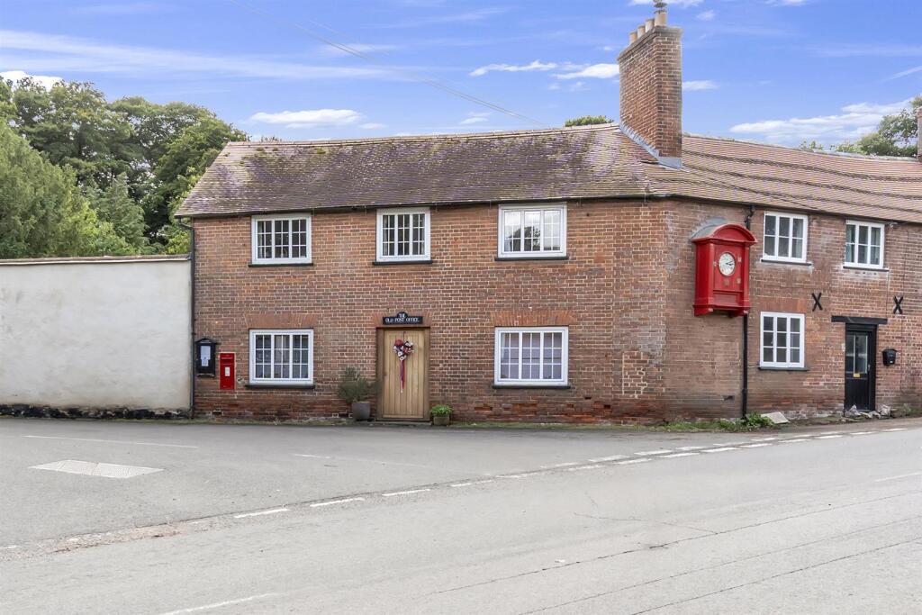 Main image of property: Fairmile, Ottery St. Mary
