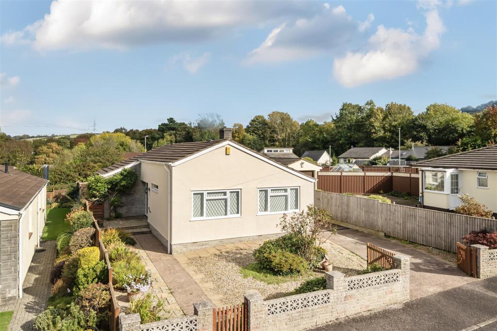 Main image of property: The Chase, Honiton