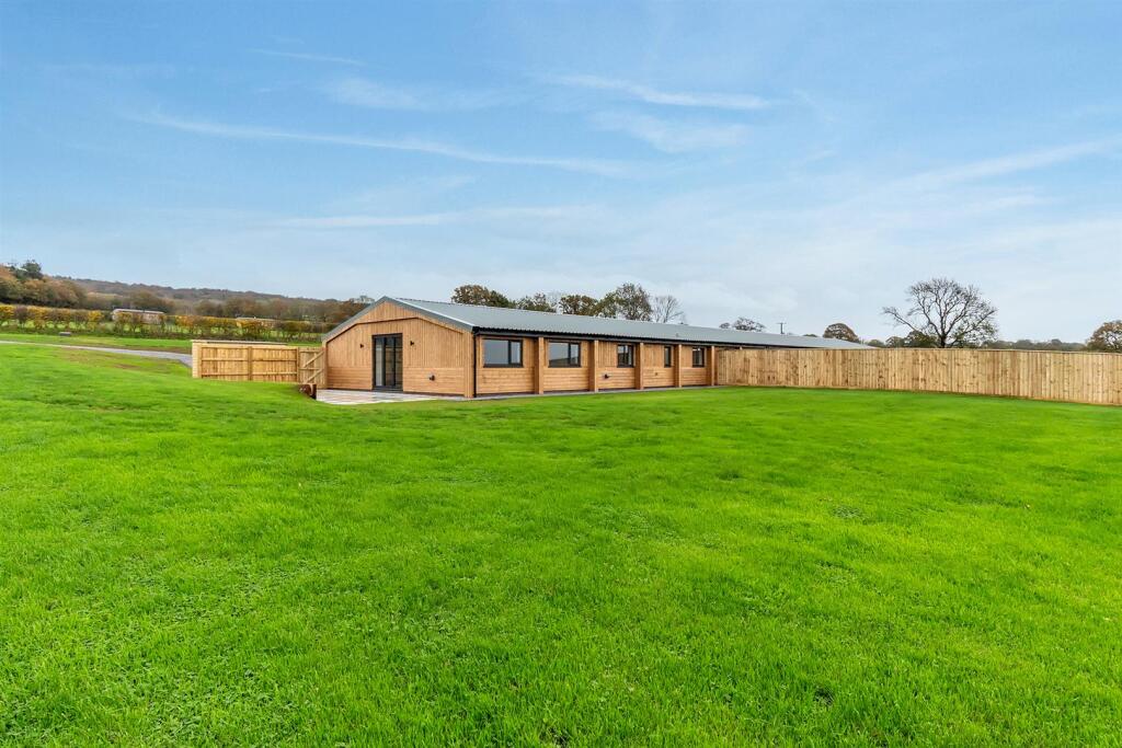 Main image of property: Kerswell, Cullompton