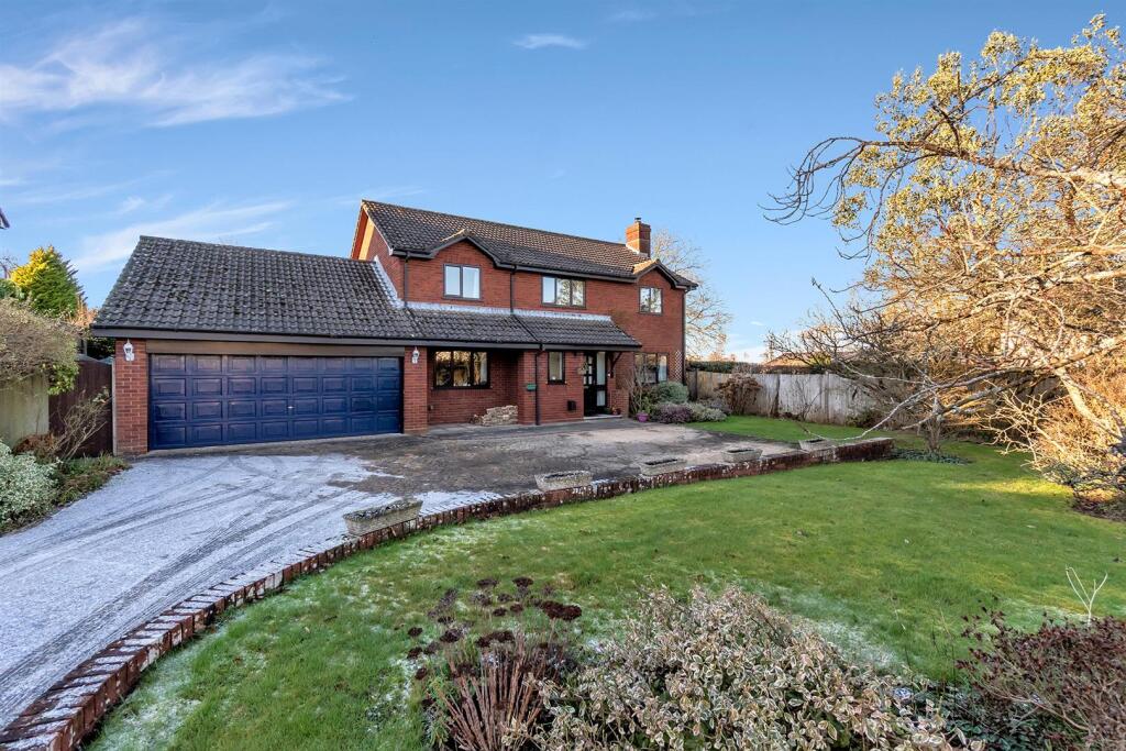 Main image of property: 4 Farthings Rise, Plymtree, Cullompton