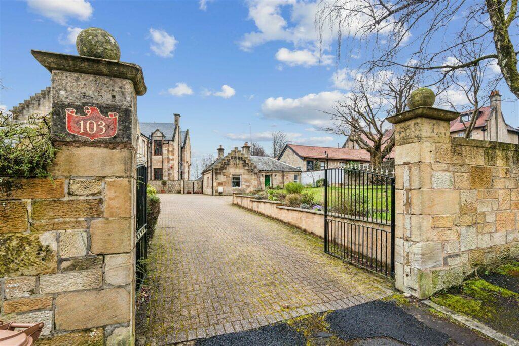 3 bedroom cottage for sale in 103B Springkell Avenue, Pollokshields, G41 4EN, G41