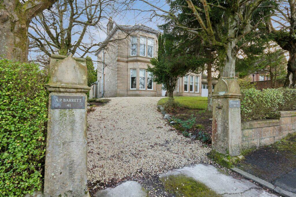 5 bedroom detached villa for sale in ‘Rathgar’ 41 Hamilton Avenue