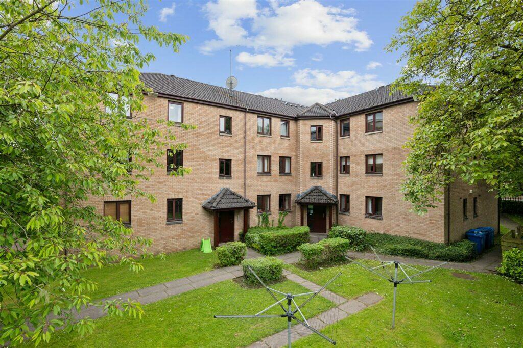2 bedroom flat for sale in 2/1, 3 Maxwell Lane, Pollokshields, G41 5DW, G41