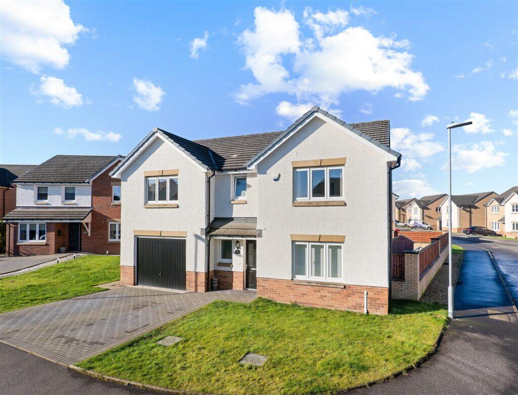 Main image of property: 73 Raeswood Road, Crookston, G53 7HH