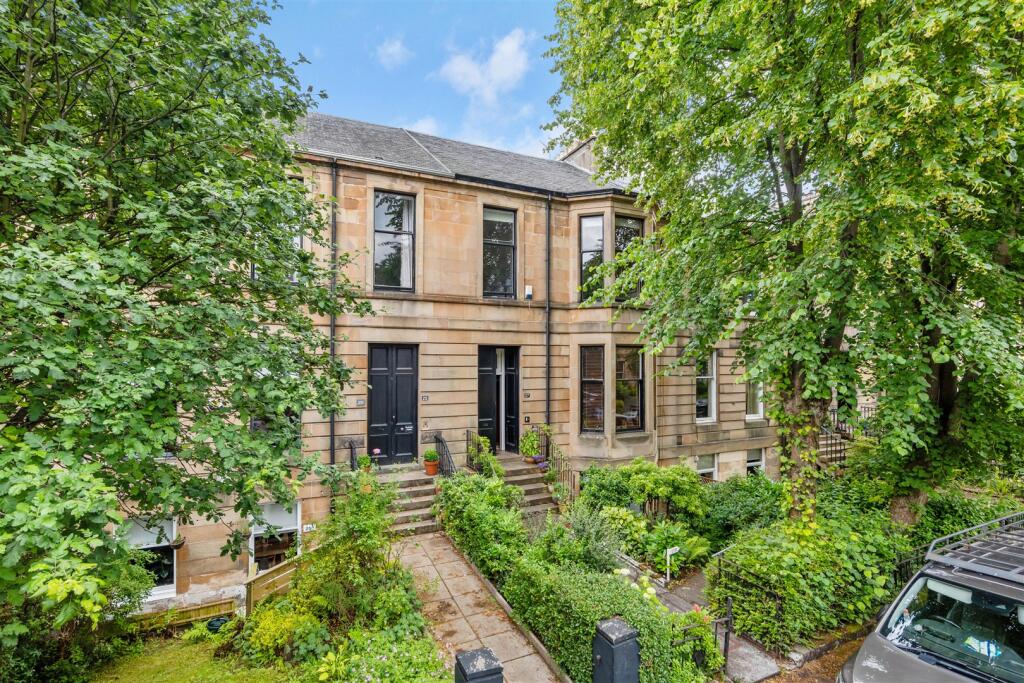 Main image of property: 27 Marywood Square, Strathbungo, G41 2BW