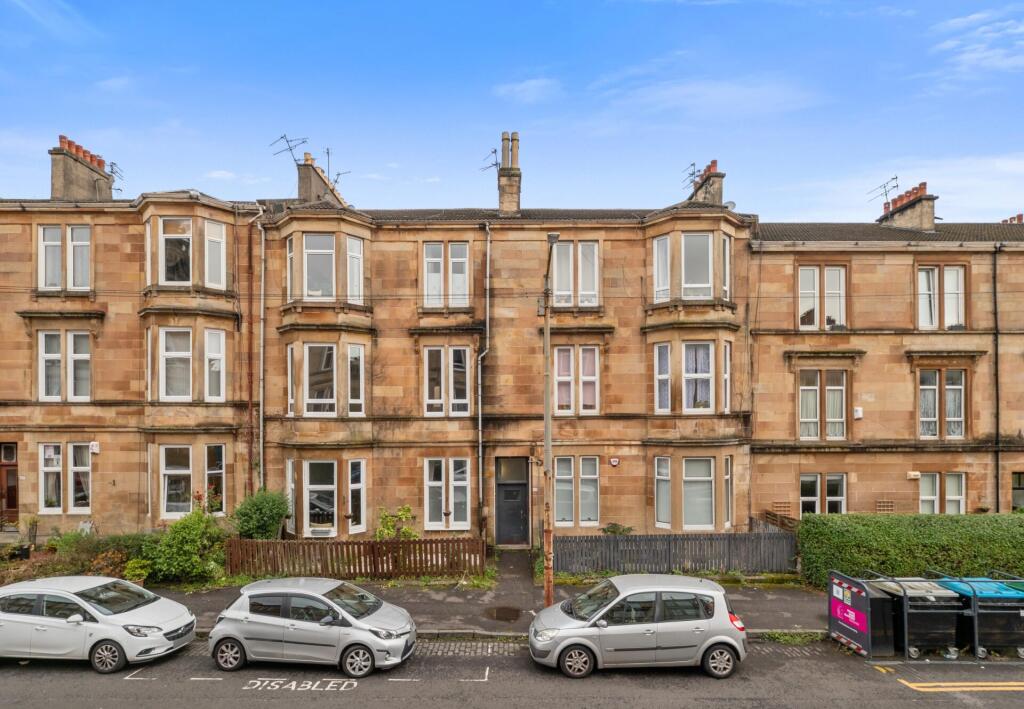 Main image of property: 1/2, 125 Forth Street, Pollokshields, G41 2TA