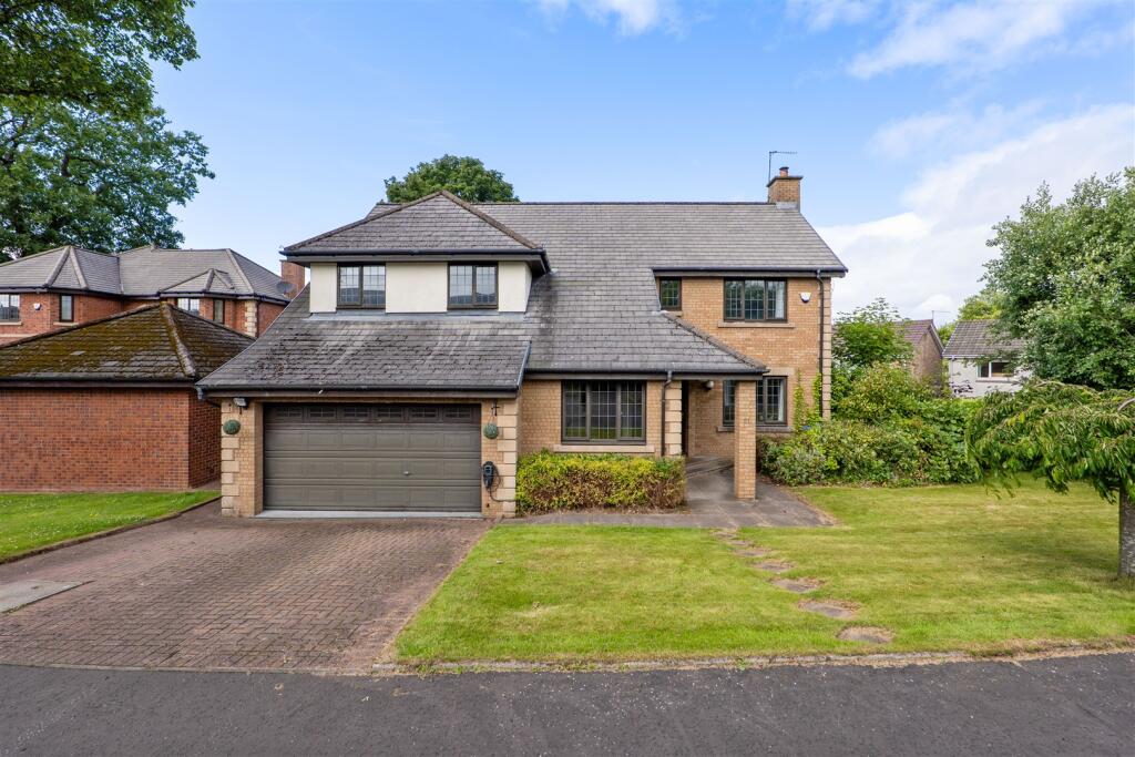Main image of property: 21 Briar Gardens, Newlands, G43 2TF