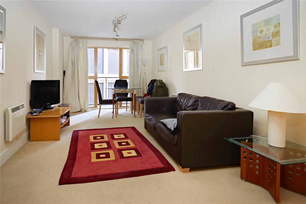 2 bedroom flat for rent in London House,
172 Aldersgate Street, EC1A