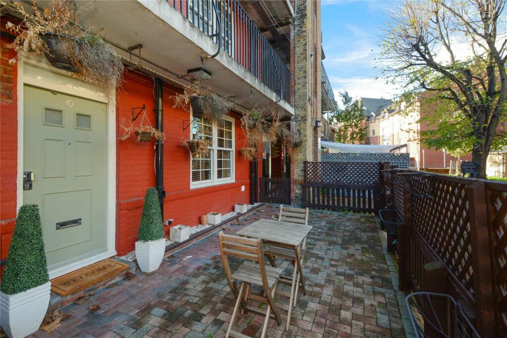 1 bedroom flat for rent in Aberdour Street, Bermondsey, SE1