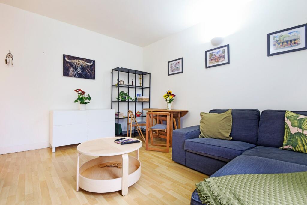 Main image of property: The Circle, 
Queen Elizabeth Street, SE1