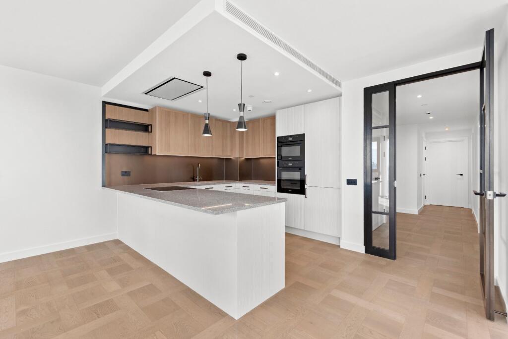 Main image of property: Merino Gardens,
London Dock, E1W