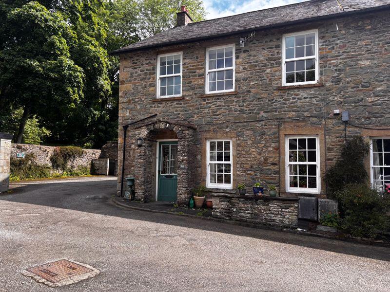 Main image of property: Loftus Manor, Sedbergh