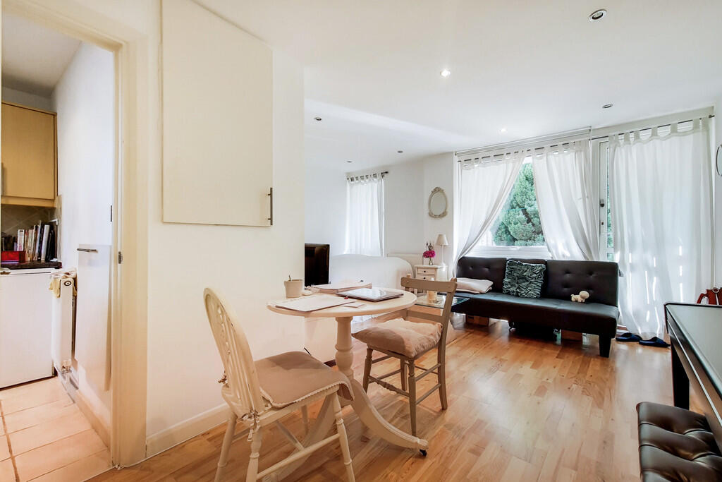 Main image of property: Warwick Crescent, London