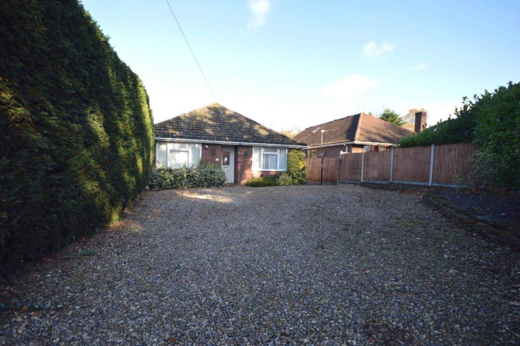 3 bedroom detached bungalow for sale in Fakenham Road, Norwich, NR8