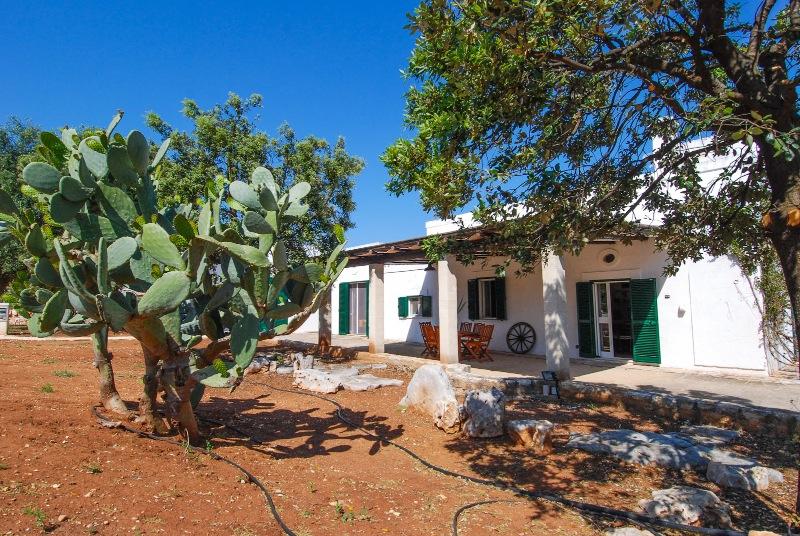 3 bedroom farm house for sale in Monopoli, Bari, Apulia, Italy