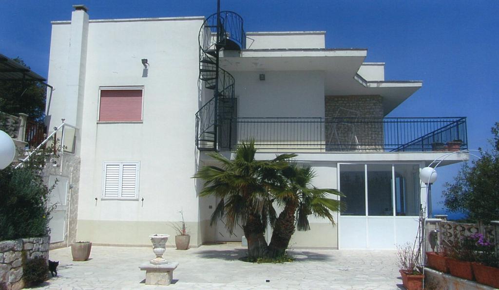 4 bedroom villa for sale in Apulia, Bari, Monopoli, Italy