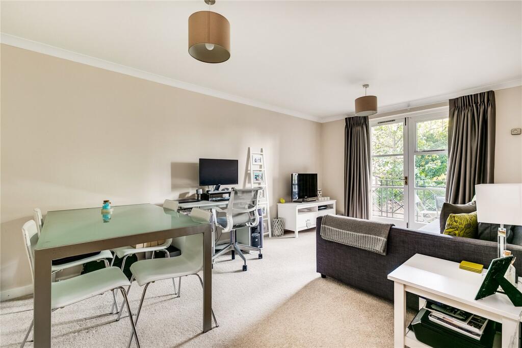 Main image of property: Brompton Park Crescent, 
Fulham Broadway, SW6