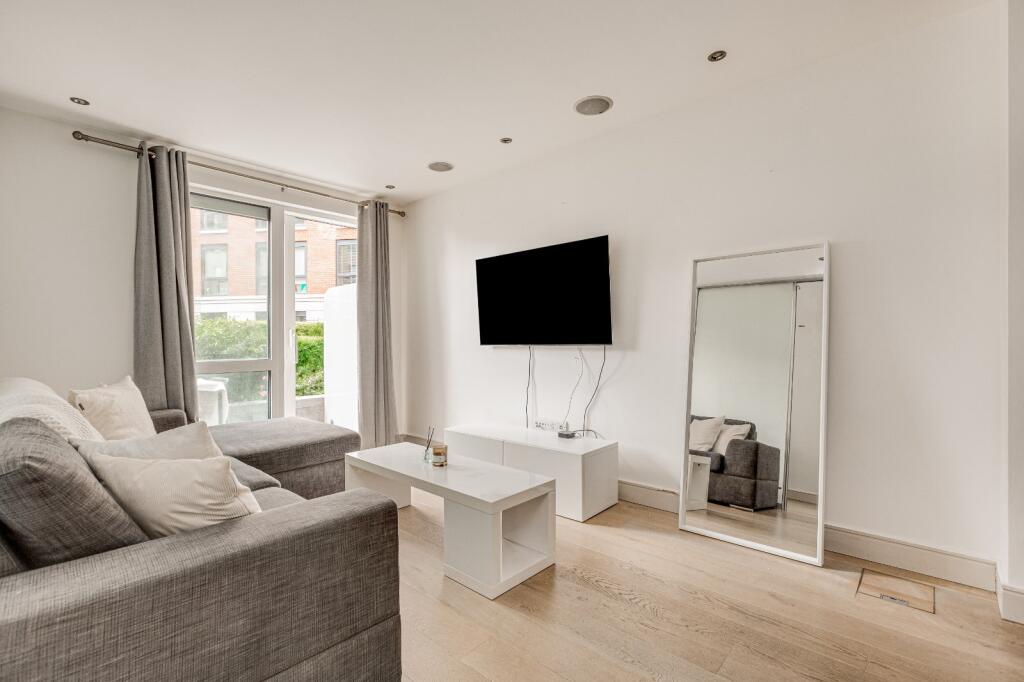 Main image of property: Doulton House, 
Park Street, SW6