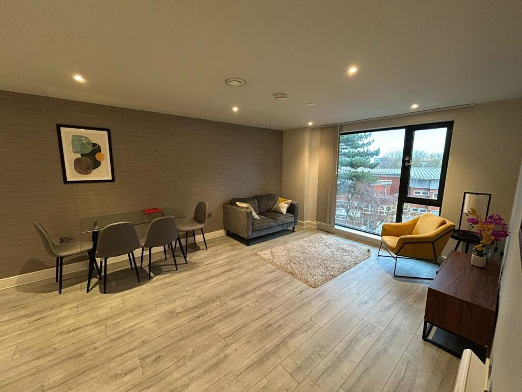 Main image of property: Broad Street