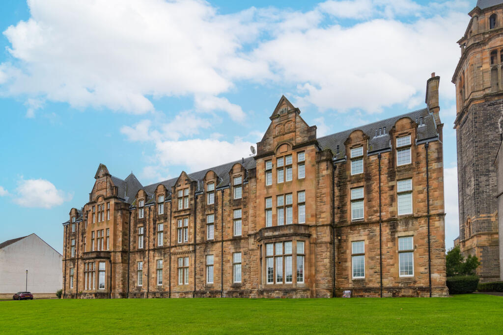 Main image of property: Parklands Oval, Crookston, Glasgow
