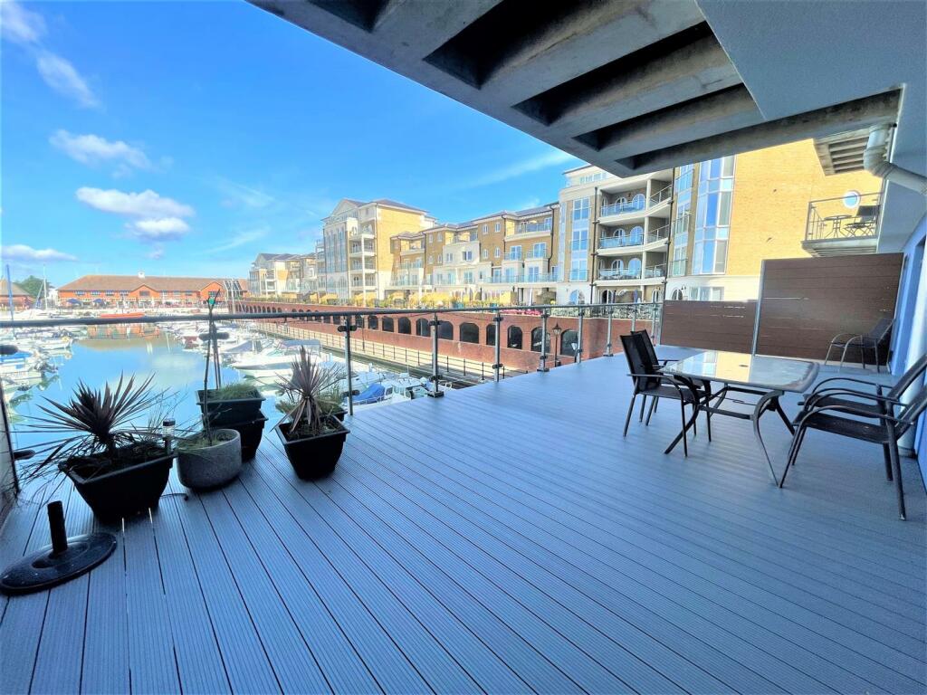 Additional property image - Midway Quay, Eastbourne, BN23 5DB
