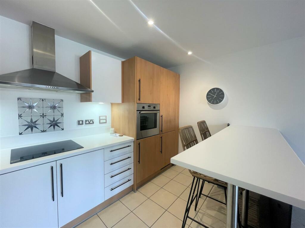 Additional property image - Midway Quay, Eastbourne, BN23 5DB